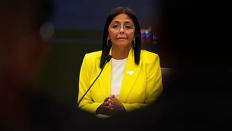 ডেলসি রদ্রিগেজকে ভারপ্রাপ্ত রাষ্ট্রপ্রধানের দায়িত্ব নেয়ার নির্দেশ ভেনেজুয়েলার আদালতের