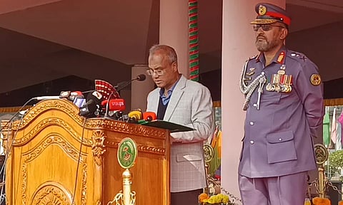 আসন্ন নির্বাচনে পেশাদারিত্বের সঙ্গে দায়িত্ব পালন করুন : স্বরাষ্ট্র উপদেষ্টা