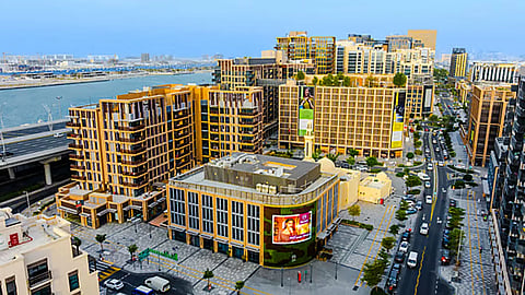 দ্য গোল্ড স্ট্যান্ডার্ড: দুবাই তৈরি করতে যাচ্ছে বিশ্বের প্রথম ‘গোল্ড স্ট্রিট’