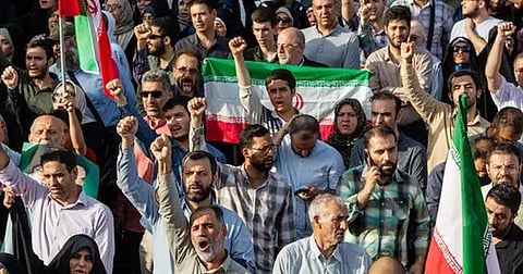 দেশবাসীকে শান্ত থাকার আহ্বান জানালো ইরানের স্বরাষ্ট্র মন্ত্রণালয়