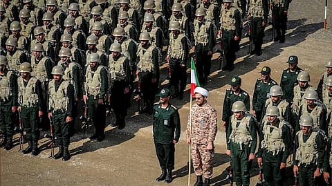 খামেনির মৃত্যুর ঘটনায় জড়িতদের বিরুদ্ধে ‘কঠোর ও দৃষ্টান্তমূলক শাস্তি’ দেওয়া হবে : বিপ্লবী গার্ডস