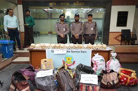 তেজগাঁও এ সংঘবদ্ধ মানব কঙ্কাল চোর চক্রের চার সদস্য গ্রেফতার