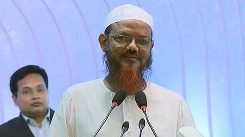 স্বাধীনভাবে কথা বলতে দিলেই ওলামায়ে কেরামদের সম্মান বেশি হবে: ফয়জুল করীম