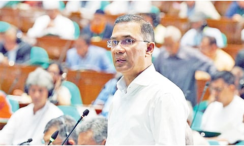 নারীর ক্ষমতায়ন ও শিক্ষার সমান সুযোগ নিশ্চিতকরণে সরকার বদ্ধপরিকর : প্রধানমন্ত্রী