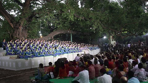 ভয়শূন্য চিত্তে ছায়ানটের বর্ষবরণ