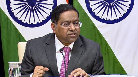 শেখ হাসিনাকে ফেরত পাঠানোর অনুরোধ পর্যালোচনা করছে ভারত