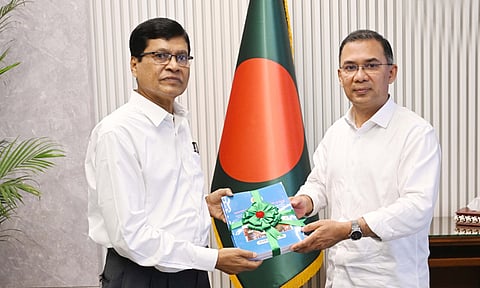 প্রধানমন্ত্রীর কাছে পেশ করা সিএজি’র অডিট রিপোর্টে স্থান পেয়েছে বালিশ কাণ্ডের দুর্নীতির প্রতিবেদন