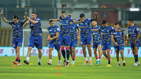 ആദ്യ മൂന്നിലെത്താന് ബ്ലാസ്റ്റേഴ്സ് ഇന്ന് നോർത്ത് ഈസ്റ്റിനെതിരേ