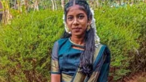 കണ്ണൂരിൽ 8-ാം ക്ലാസുകാരിയുടെ ആത്മഹത്യ; 2 അധ്യാപകർക്കതിരെ കേസെടുത്തു