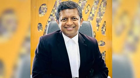 ഹൈക്കോടതി കോഴ കേസ്; നിര്മ്മാതാവിനെയും ഭാര്യയെയും ചോദ്യം ചെയ്തു