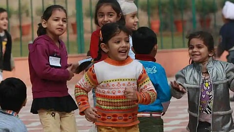 ഒന്നാം ക്ലാസ് പ്രവേശനത്തിന് ആറു വയസ് നിർബന്ധം; സംസ്ഥാനങ്ങൾക്ക് കർശന നിർദ്ദേശം നൽകി കേന്ദ്രം