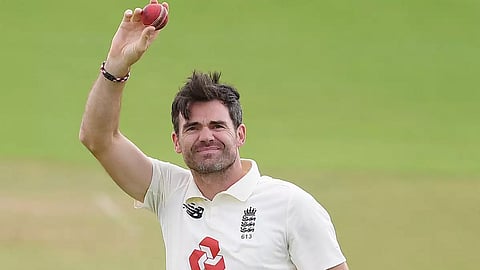 ജിമ്മി നമ്പര് വണ്: ഇംഗ്ലണ്ടിന്റെ ജെയിംസ് ആന്ഡേഴ്സണ് ടെസ്റ്റ് ബൗളര്മാരില് ഒന്നാമത്