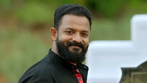 എന്താടാ സജിയിലെ വീഡിയോ സോങ് ശ്രദ്ധ നേടുന്നു