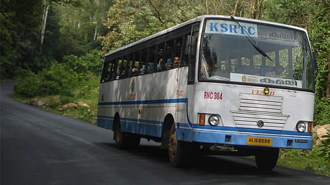 വാലന്റൈയിൻസ് ഡേ ആഘോഷമാക്കാം; പ്രത്യേക യാത്രയൊരുക്കി കെഎസ്ആർടിസി