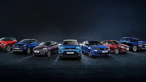 വാഹന വിപണിയില് വമ്പൻ വില്പ്പന