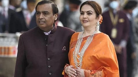 മുകേഷ് അംബാനിക്കും കുടുംബത്തിനും സെഡ് പ്ലസ് സുരക്ഷ നൽകണം; ഉത്തരവിട്ട് സുപ്രീം കോടതി