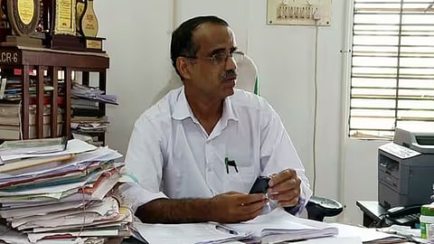 ലോ കോളെജ് സംഘർഷത്തിൽ സമവായത്തിനായി കലക്ടറുടെ ഇടപെടൽ തേടി പ്രിൻസിപ്പൽ