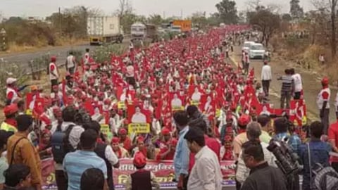 കർഷകരുടെ ആവശ്യങ്ങൾ അംഗീകരിച്ചു; മഹാരാഷ്ട്രയിലെ കർഷക മാർച്ച് പിൻവലിച്ചു