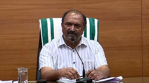 ശമ്പളകുടിശിക വൈകും; സർക്കാർ ജീവനക്കാർക്ക് തിരിച്ചടി