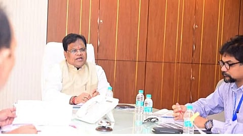 മഹാരാഷ്ട്രയിൽ എച്ച് 3 എൻ 2 വൈറസ്  ബാധിച്ച് 352 രോഗികൾ ചികിത്സയിലെന്ന് ആരോഗ്യമന്ത്രി താനാജി സാവന്ത്