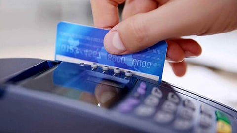 RBI mulls curbs on credit card use