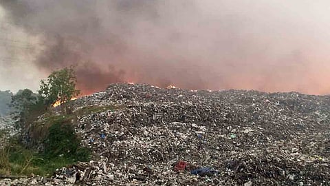 ബ്രഹ്മപുരത്തെ തീപിടുത്തത്തിൽ അട്ടിമറിയില്ല; പ്രാഥമിക റിപ്പോർട്ട്