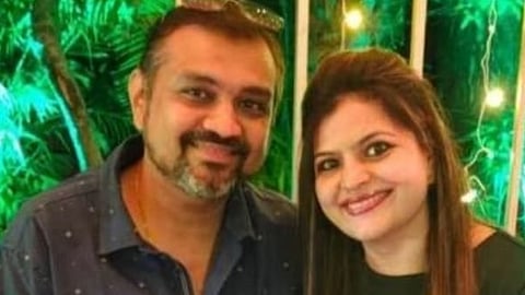 മുംബൈ ഘാട്ട്കോപ്പറിലേ ഫ്ലാറ്റിൽ ദമ്പതികളുടെ മരണം; ദുരൂഹത തുടരുന്നു