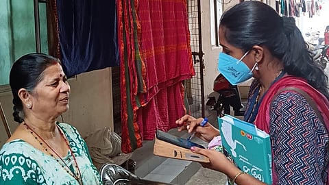 തീയൊടുങ്ങി: അകലാതെ ആശങ്ക: ആരോഗ്യസർവെ ആരംഭിച്ചു