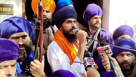 ഖലിസ്ഥാൻ നേതാവ് അമൃത്പാൽ സിങ് കീഴടങ്ങി