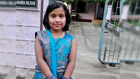 'പൊട്ടിത്തെറിച്ചത് റെഡ്മി 5 പ്രോ; ഫോൺ കുത്തിയിട്ടിരുന്നില്ല; ബാറ്ററി വളഞ്ഞിരുന്നു'; 8 വയസുകാരിയുടെ മരണത്തിൽ ഫോറന്സിക് റിപ്പോർട്ട്