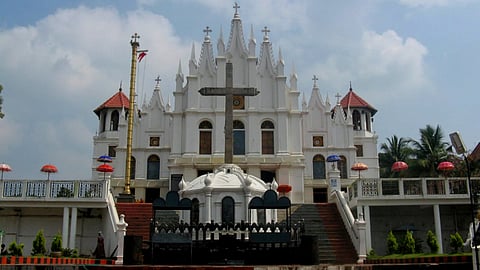 കോട്ടയം പുതുപ്പള്ളി പെരുന്നാളിന് നാളെ കൊടിയേറും
