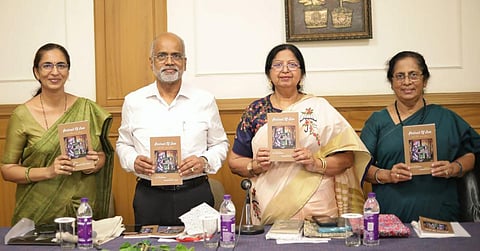 'അർഥമുള്ള വാക്കുകളും കവിതയുമില്ലായെങ്കിൽ ജീവിതം വിരസമായിരുന്നേനെ'; ചീഫ് സെക്രട്ടറി ജോയ് വാഴയിൽ