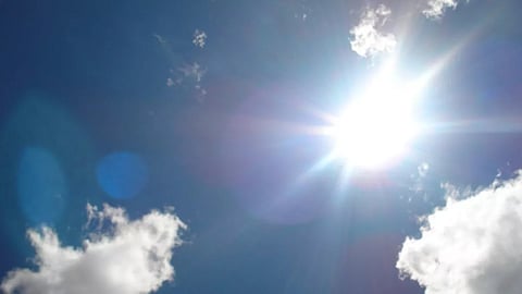 വെന്തുരുകി കേരളം: 40 ഡിഗ്രി സെൽഷ്യസ് വരെ ഉയരാം; 6 ജില്ലകൾക്ക് ജാഗ്രത നിർദേശം