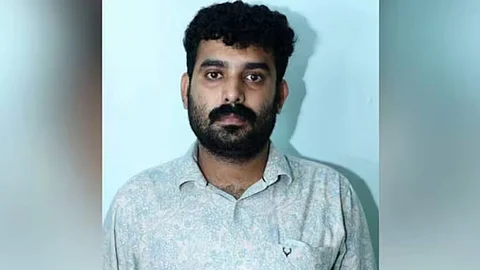 ആദിവാസി യുവാവിനെതിരെ കള്ളക്കേസ്: സസ്പെൻഷനിലിരുന്ന ഉദ്യോഗസ്ഥനെ തിരിച്ചെടുത്തു