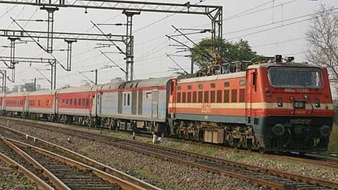 സംസ്ഥാനത്ത് ഇന്നും ട്രെയിൻ ഗതാഗത നിയന്ത്രണം; നാല് ട്രെയിനുകൾ റദ്ദാക്കി