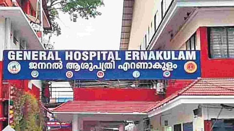 ജനറൽ ആശുപത്രിയിൽ ജീവനക്കാർക്കു നേരെ ആക്രമണം; ആലപ്പുഴ സ്വദേശി അറസ്റ്റിൽ