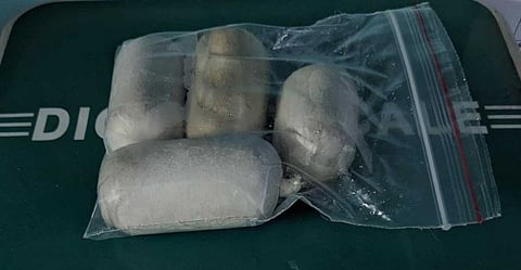 58 ലക്ഷം രൂപയുടെ സ്വർണം ശരീരത്തിലാക്കി ഒളിപ്പിച്ച് കടത്താന് ശ്രമം; മലപ്പുറം സ്വദേശി പൊലീസ് പിടിയിൽ