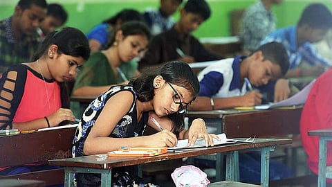 വേനലവധി ക്ലാസുകൾക്ക് സമ്പൂർണ നിരോധനം