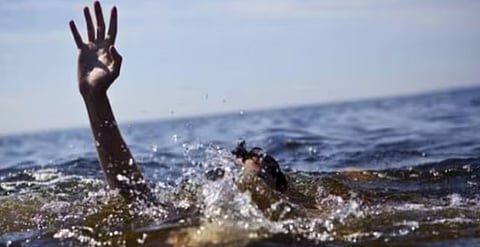 അച്ചൻകോവിലാറ്റിൽ 2 വിദ്യാർഥികൾ മുങ്ങിമരിച്ചു