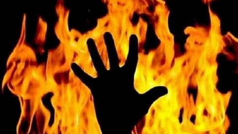 യുവതി പൊള്ളലേറ്റ് മരിച്ചു; പിഞ്ചുകുഞ്ഞ് ഗുരുതരാവസ്ഥയിൽ