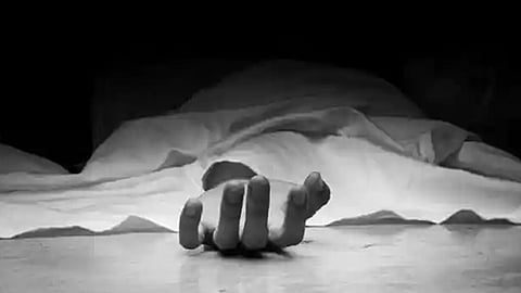 പാടശേഖരത്തിലെ ചതുപ്പിൽ വയോധികൻ മരിച്ച നിലയിൽ