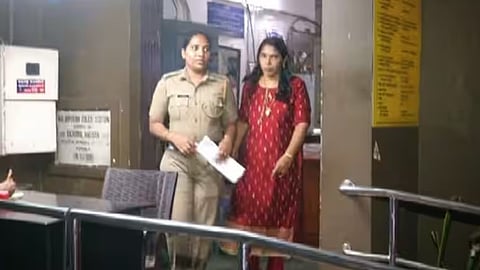 ജോലി വാഗ്ദാനം ചെയ്ത് സാമ്പത്തിക തട്ടിപ്പ്; ഡിവൈഎസ്പിയുടെ ഭാര്യ അറസ്റ്റിൽ