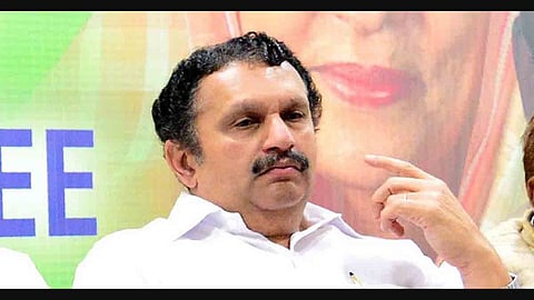 'ഒഞ്ചിയത്ത് പിണറായി ചീറ്റപ്പുലി, പ്രധാനമന്ത്രിക്ക് മുന്നിൽ അനുസരണയുള്ള പൂച്ചക്കുട്ടി'; പരിഹസിച്ച് മുരളീധരൻ