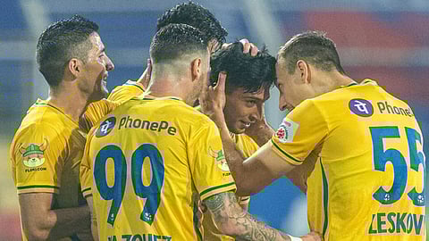 ബ്ലാസ്റ്റേഴ്സിനു തിരിച്ചടി: അപ്പീല് തള്ളി, 4 കോടി പിഴയടയ്ക്കണം