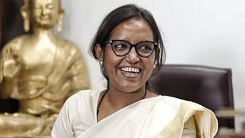 മുംബൈ കോൺഗ്രസിന്റെ ആദ്യ വനിതാ പ്രസിഡന്റായി വർഷ ഗെയ്ക്വാദിനെ നിയമിച്ചു