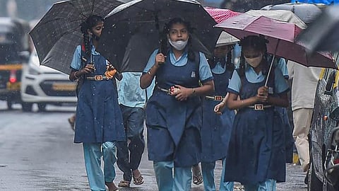 heavy rains wayanad school holiday announced