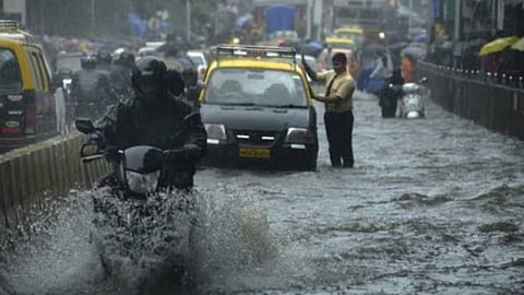 kerala rain update: 8 districts orange alert today