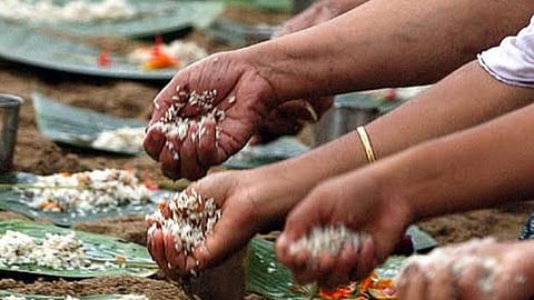 മലാഡ്-മാൽവണി എസ്എൻഡിപി ശാഖയിൽ കർക്കിടക വാവുബലി