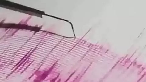 തൃശൂരും പാലക്കാടും വീണ്ടും നേരിയ ഭൂചലനം