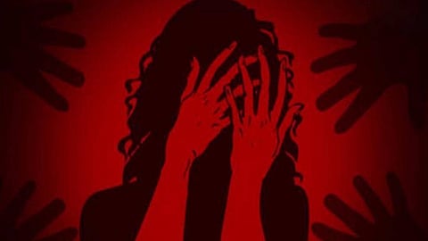 A 10th class girl was gang-raped and thrown on the road in Assam